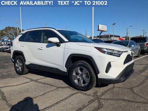 2022 Toyota RAV4 XLE