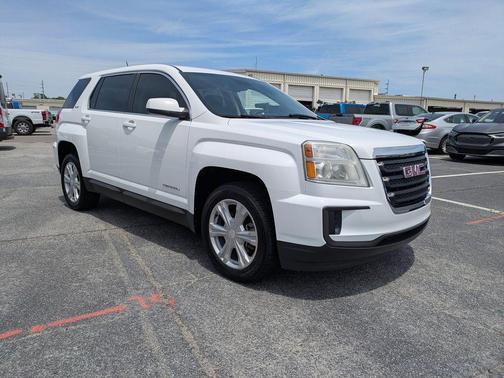 Summit White 2017 GMC Terrain SLE-1