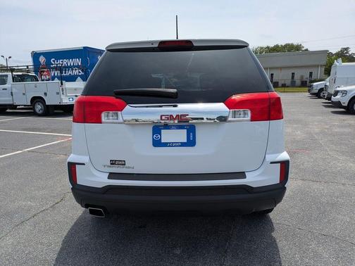 Summit White 2017 GMC Terrain SLE-1