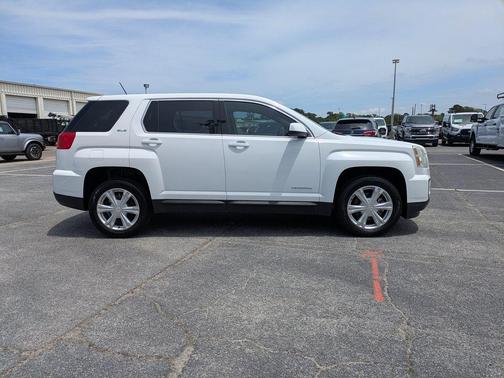 Summit White 2017 GMC Terrain SLE-1