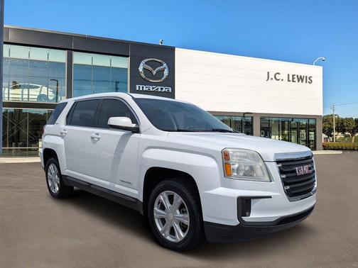 Summit White 2017 GMC Terrain SLE-1