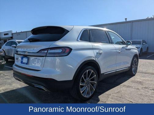 2019 Lincoln Nautilus Reserve