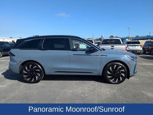 2025 Lincoln Nautilus Black Label