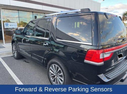 2017 Lincoln Navigator Select