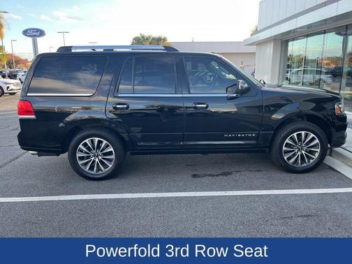 2017 Lincoln Navigator Select