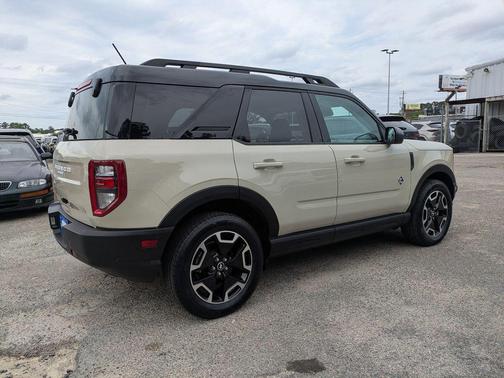 Desert Sand 2024 Ford Bronco Sport Outer Banks
