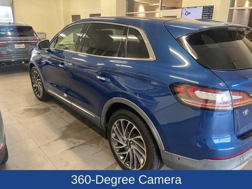 2020 Lincoln Nautilus Reserve