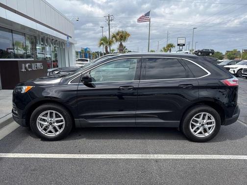 Black Metallic 2024 Ford Edge SEL