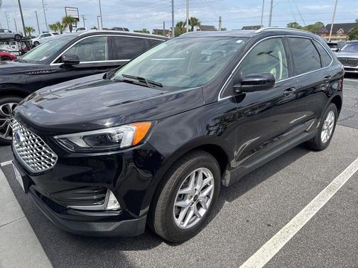 Black Metallic 2024 Ford Edge SEL
