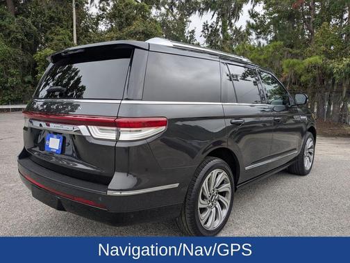 2022 Lincoln Navigator Reserve