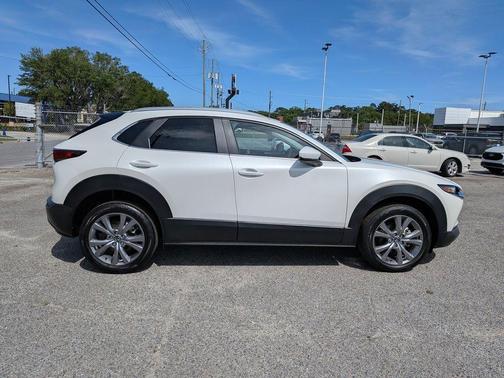 Snowflake White Pearl 2023 Mazda CX-30 2.5 S Select Package