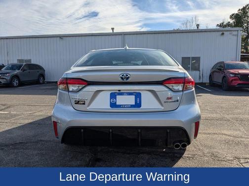 2024 Toyota Corolla Hybrid SE