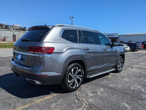 Platinum Gray Metallic 2021 Volkswagen Atlas 3.6L SEL Premium