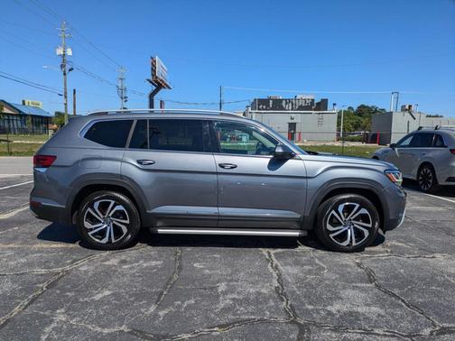 Platinum Gray Metallic 2021 Volkswagen Atlas 3.6L SEL Premium