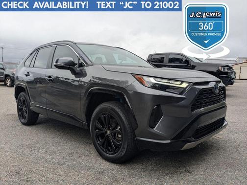 2023 Toyota RAV4 Hybrid SE
