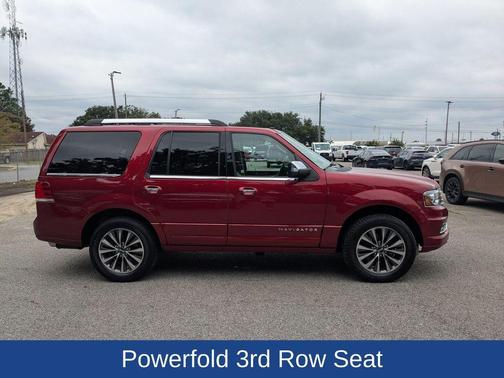 2016 Lincoln Navigator Select