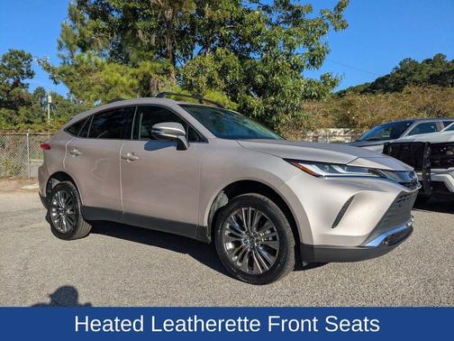 2023 Toyota Venza XLE
