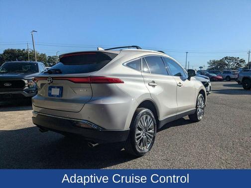 2023 Toyota Venza XLE