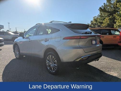 2023 Toyota Venza XLE