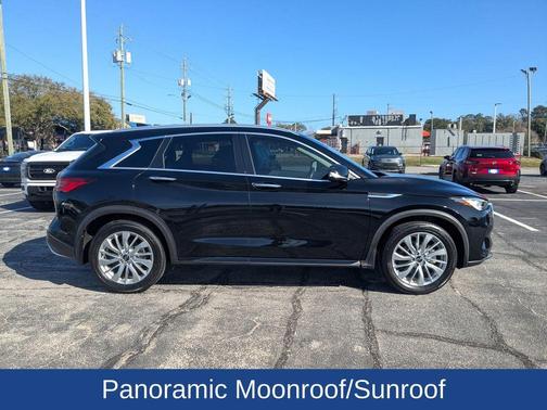 2023 INFINITI QX50 Luxe