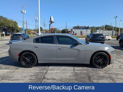 2018 Dodge Charger SXT