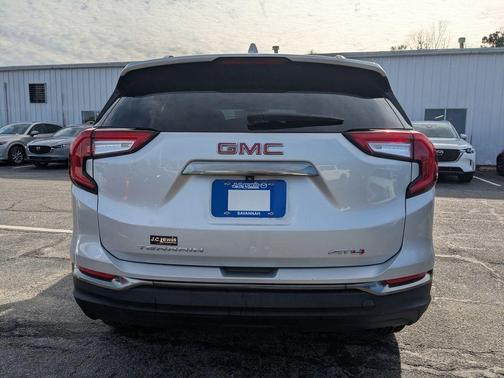 2022 GMC Terrain AT4
