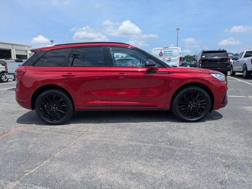 Red Carpet Metallic Tinted Clearcoat 2023 Lincoln Corsair Reserve
