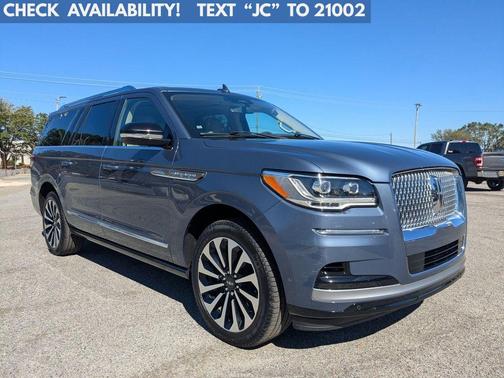 2022 Lincoln Navigator L Reserve