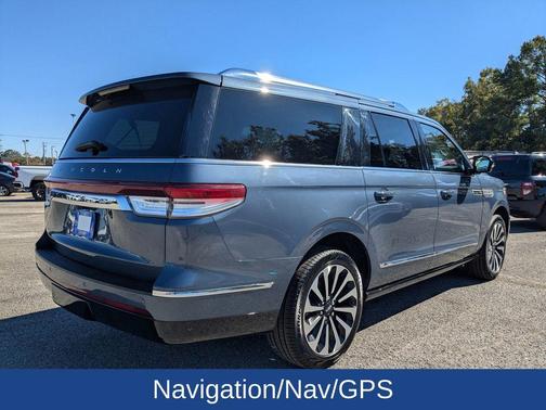2022 Lincoln Navigator L Reserve