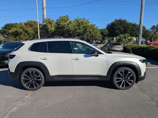 2026 Mazda CX-50 Premium
