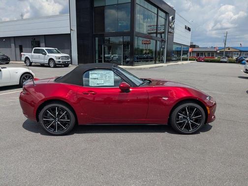 2025 Mazda MX-5 Miata Grand Touring