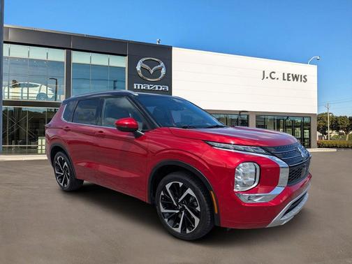Diamond Red 2024 Mitsubishi Outlander SEL