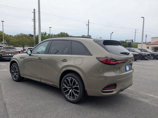 Zircon Sand Metallic 2026 Mazda CX-70 3.3 TURBO S PREMIUM