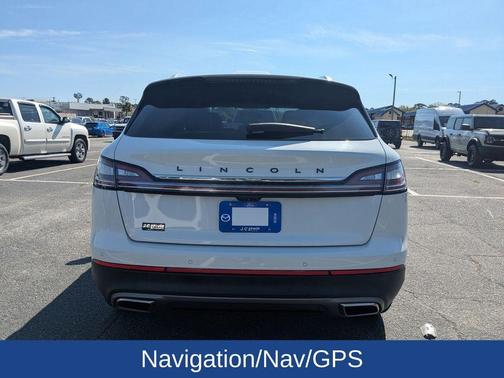 2022 Lincoln Nautilus Black Label