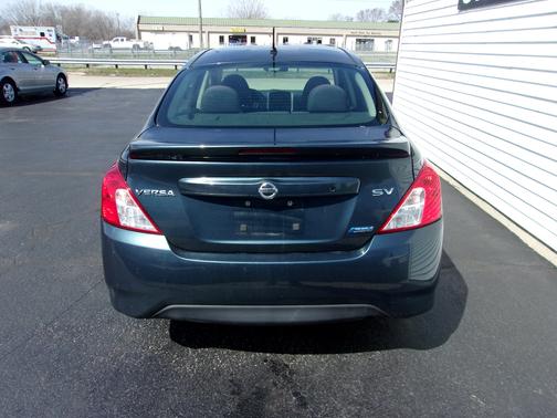 2016 Nissan Versa 1.6 SV