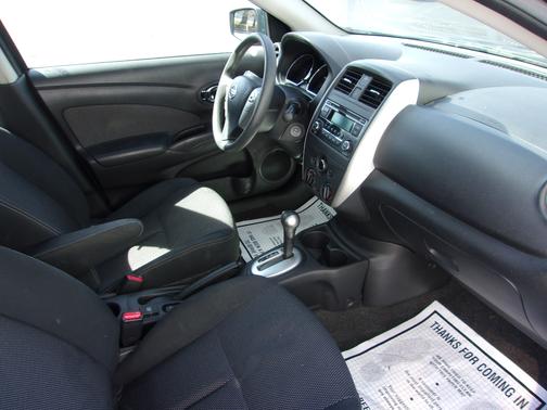 2016 Nissan Versa 1.6 SV