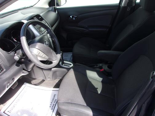 2016 Nissan Versa 1.6 SV