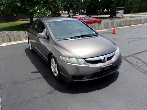 TAN 2011 Honda Civic LX
