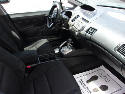 TAN 2011 Honda Civic LX