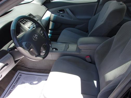 BLACK 2010 Toyota Camry LE