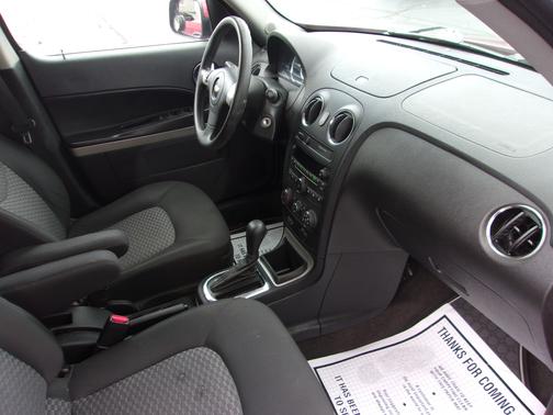 RED 2010 Chevrolet HHR LS