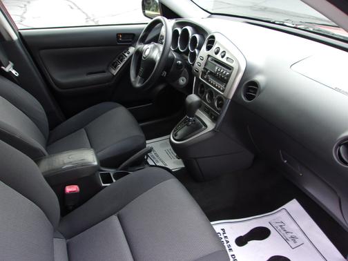 2007 Pontiac Vibe Base