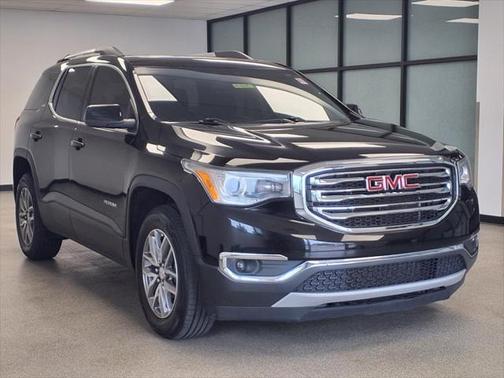 2017 GMC Acadia SLE-2