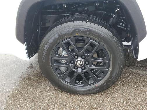 Ice 2026 Toyota Tundra SR5