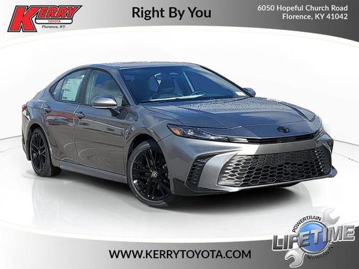Heavy Metallic 2026 Toyota Camry SE