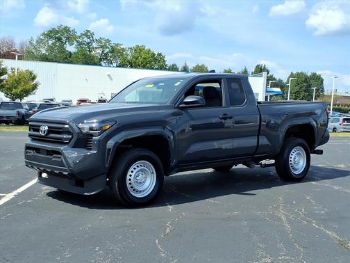 2025 Toyota Tacoma SR