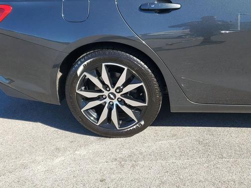 Nightfall Gray Metallic 2017 Chevrolet Malibu 1LT
