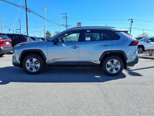 2025 Toyota RAV4 Hybrid LE