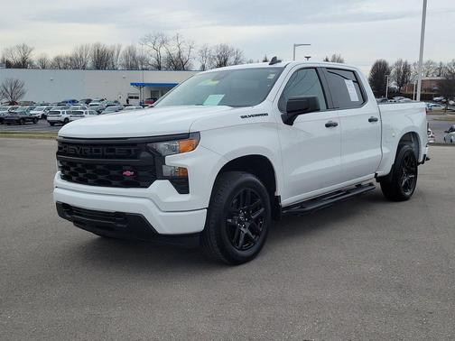 2023 Chevrolet Silverado 1500 Custom