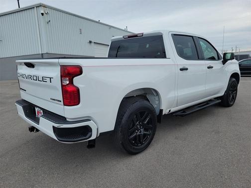 2023 Chevrolet Silverado 1500 Custom
